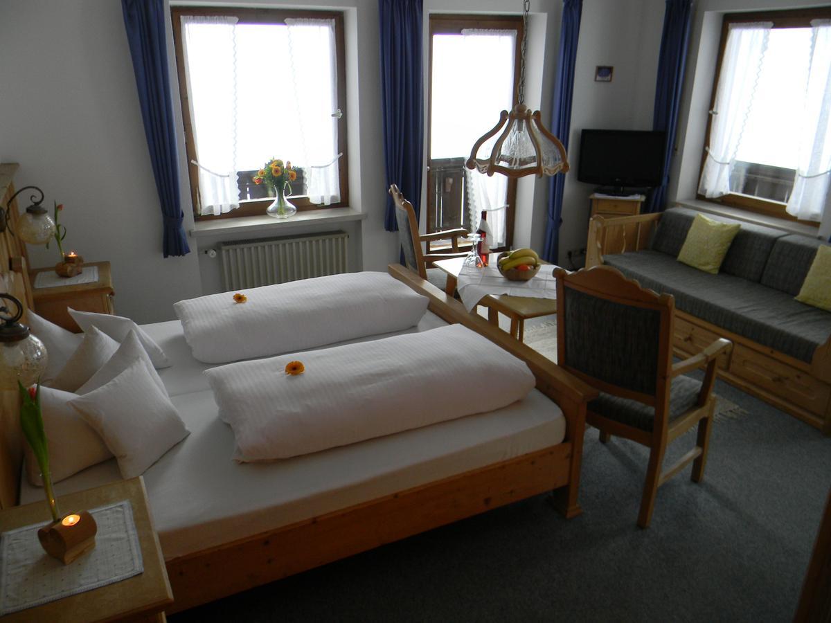 Landhaus Spielmannsau Оберстдорф Номер фото